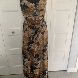 Essentials by Milano Women black brown tan gold Casual spaghetti straps Size M